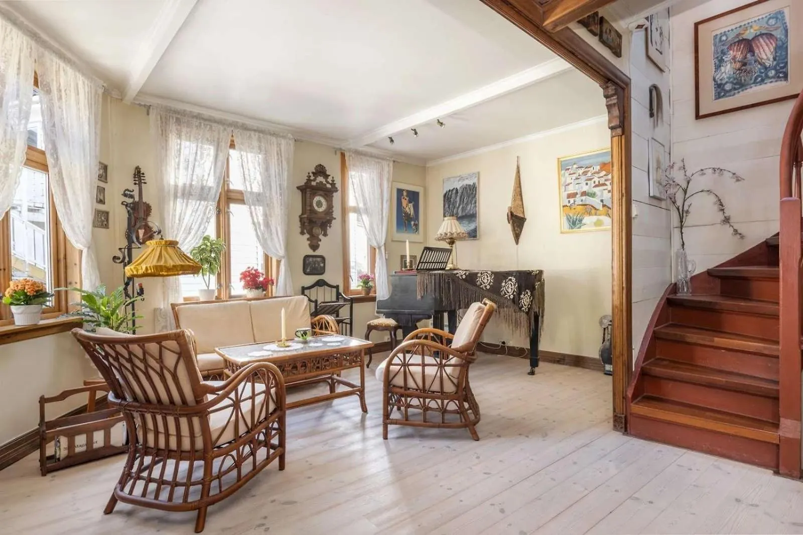 Ferienhaus Dinbnb Home L Traditional Bergenhouse L Roofterrace L 1900 Charm